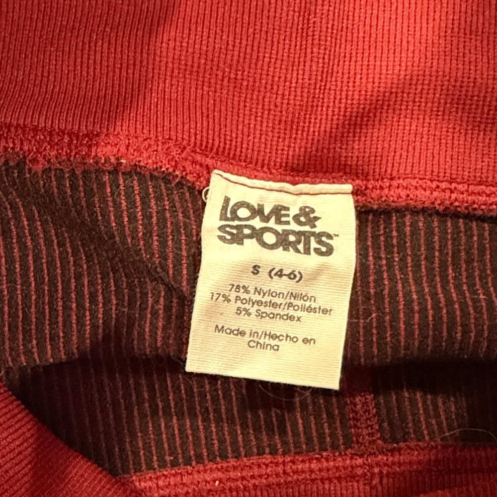 Women's Ribbed Red Bike Shorts - Picture 3 of 3